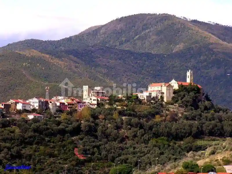 Trilocale piazza Fratelli Ruffini 5, Castellaro - foto 4