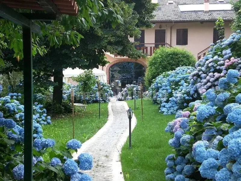 Villa in vendita a Roccaforte Mondovì