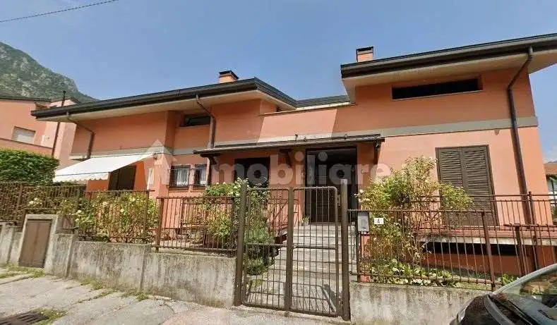 Appartamento in asta a Valmadrera