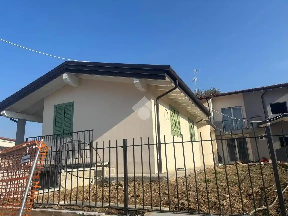 Villetta a schiera - foto 2