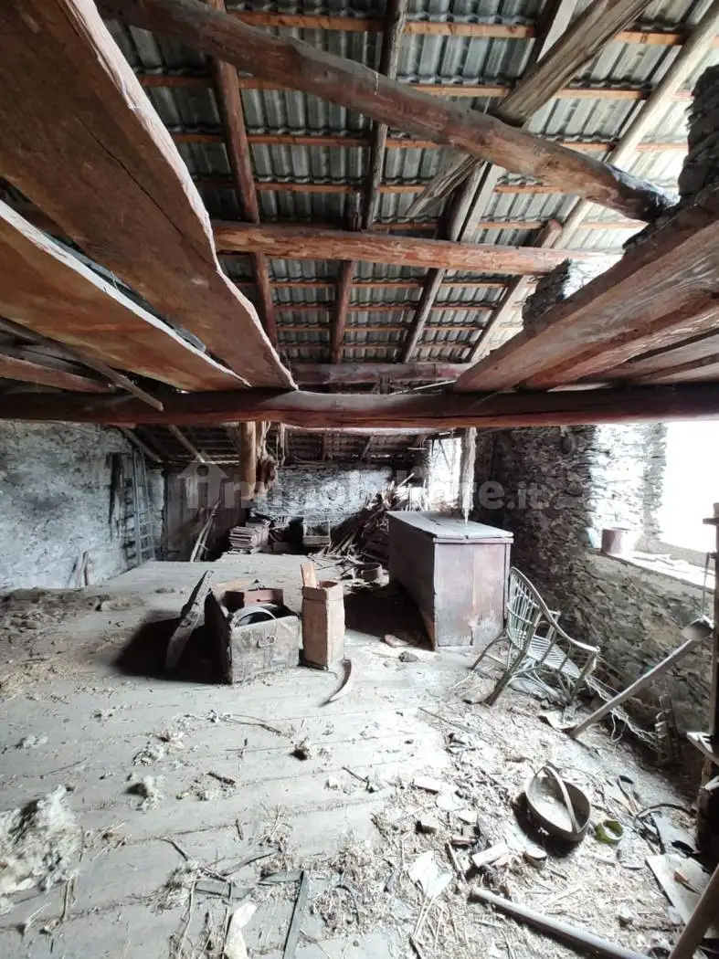 Terratetto plurifamiliare 410 m², da ristrutturare, Aprica - foto 5