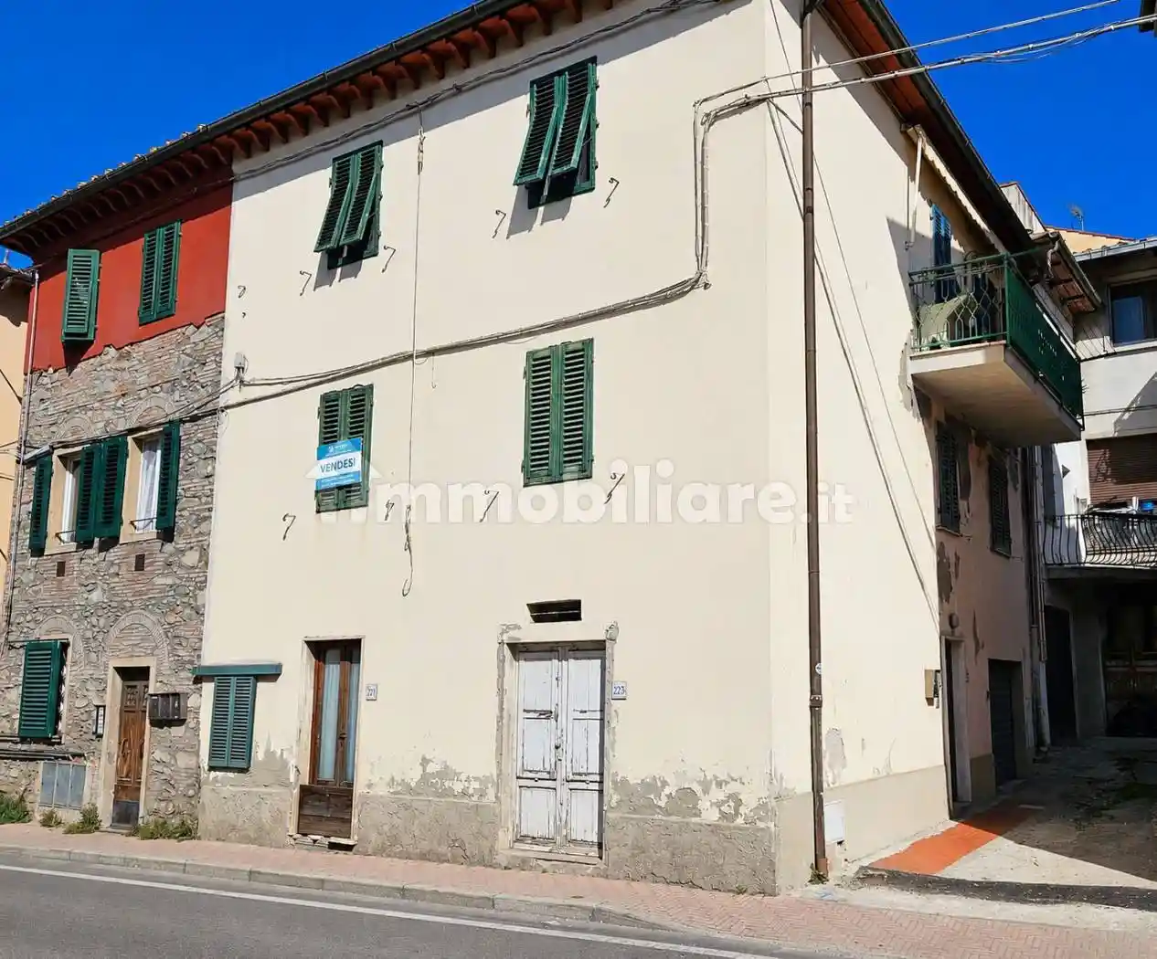Appartamento in vendita a Uzzano