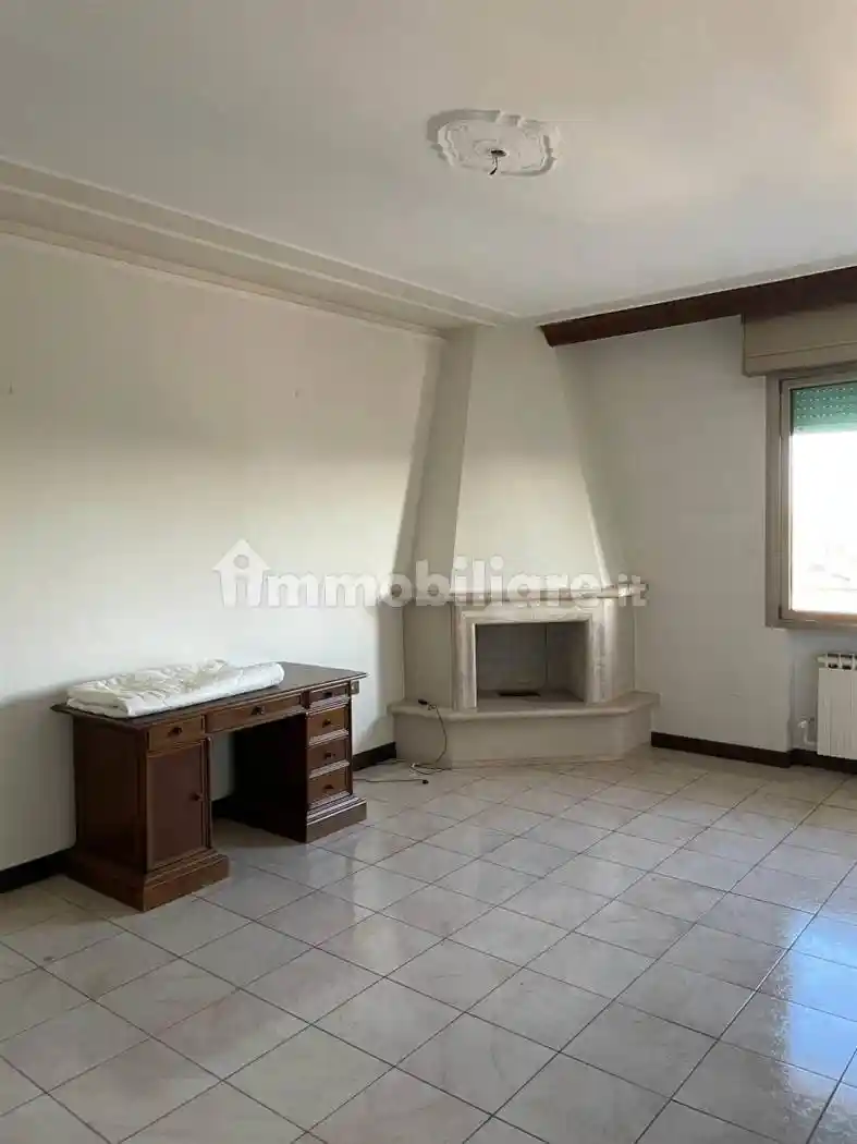 Appartamento in vendita a Modena