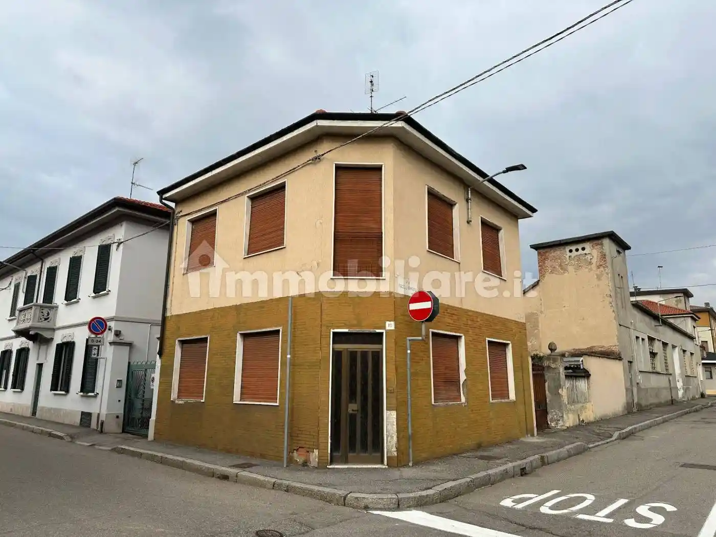 Villa in vendita a Inveruno