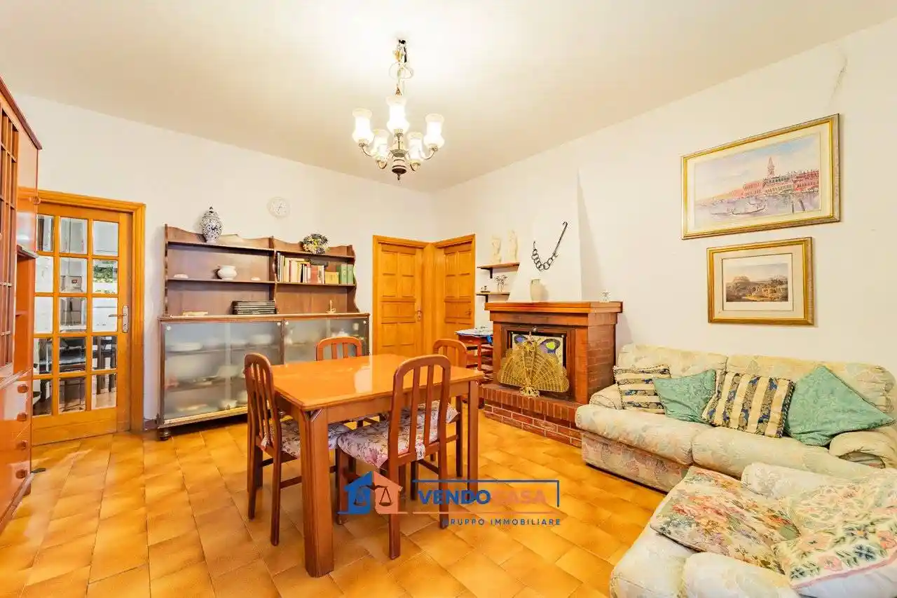 Appartamento in vendita a Massa