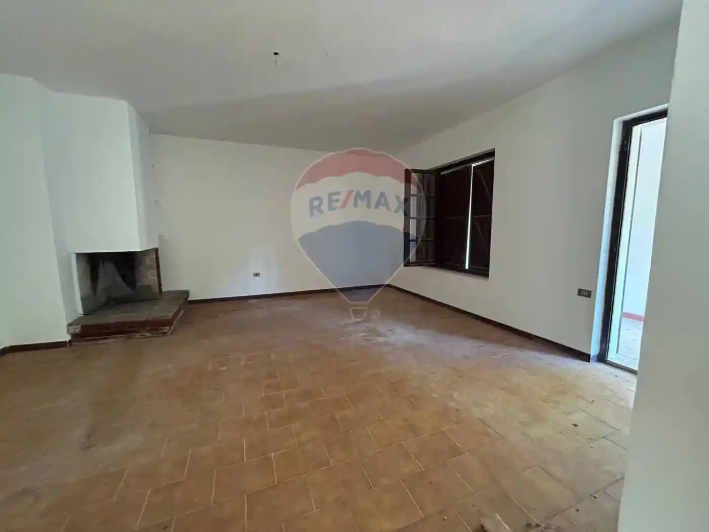 Villa bifamiliare, da ristrutturare, 100 m², Spagnolu, Sarroch - foto 4