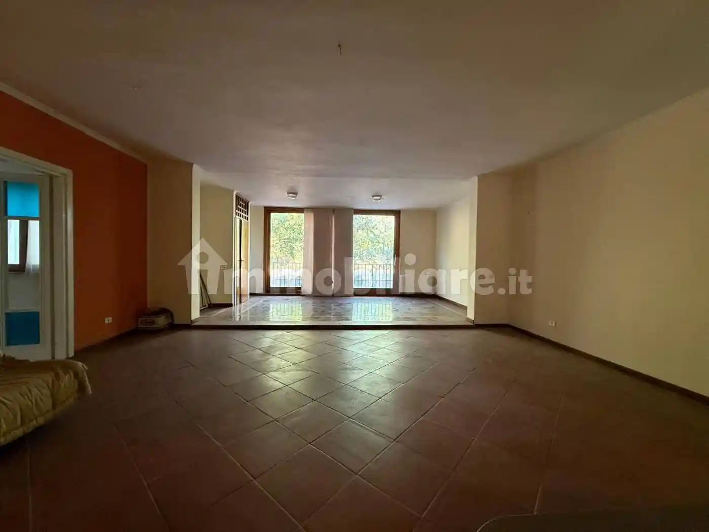 Palazzo - Edificio in Vendita - foto 2