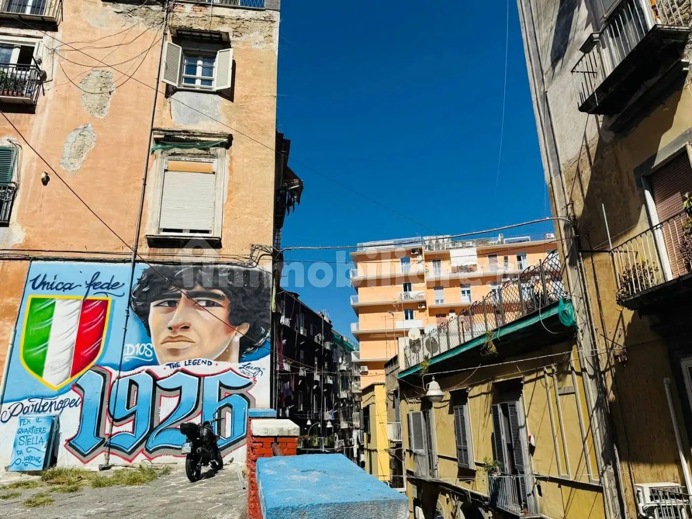 Appartamento in vendita a Napoli