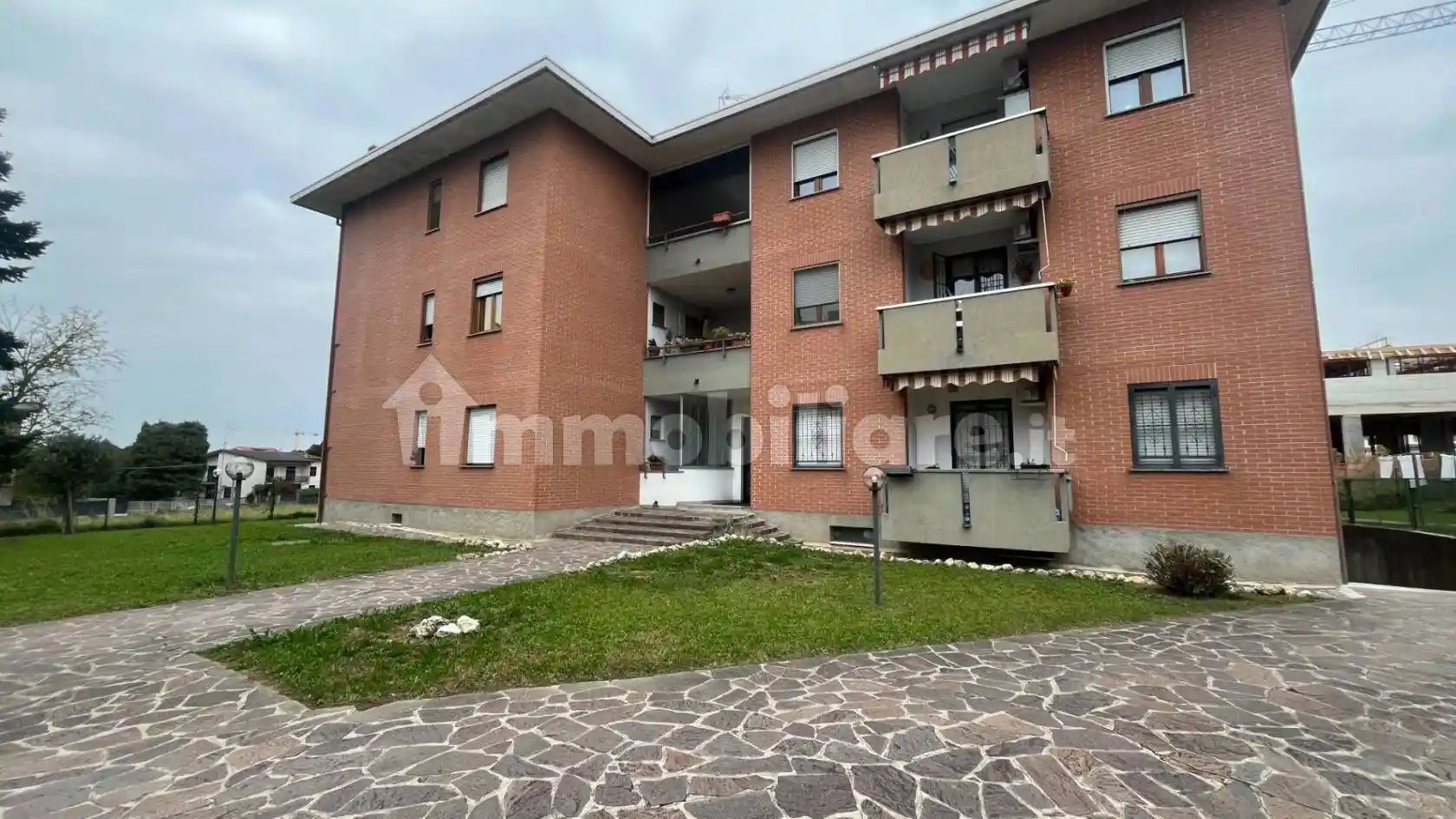 Appartamento in vendita a Solaro