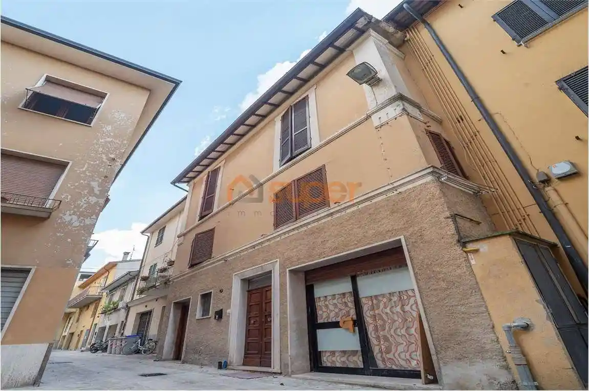 Casa indipendente in vendita a Bastia Umbra