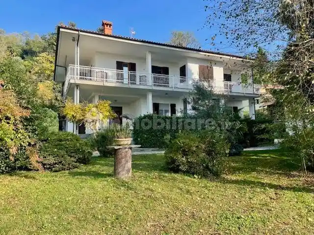 Villa in vendita a Castellamonte