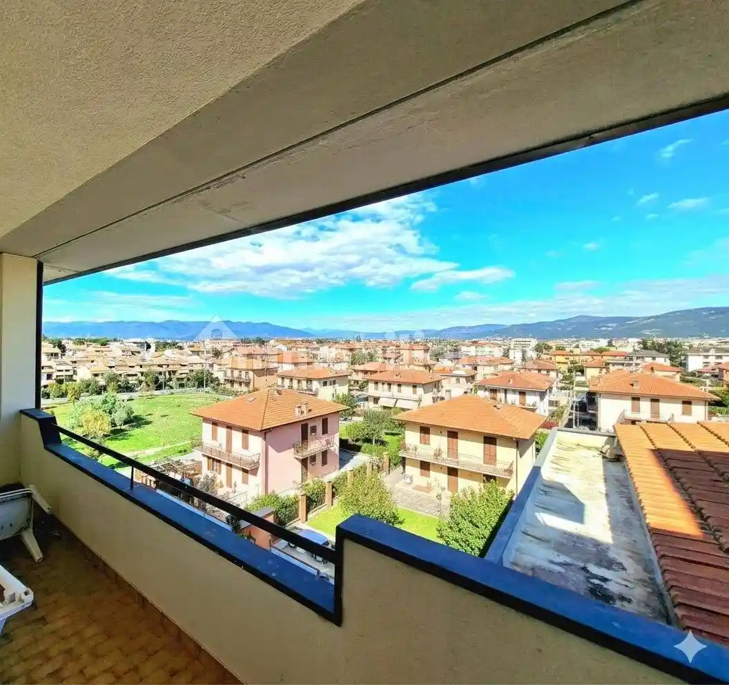 Attico via Augusto Righi, Le Badie, Prato - foto 2