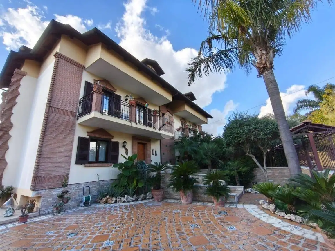 Villa in vendita a Melito di Napoli