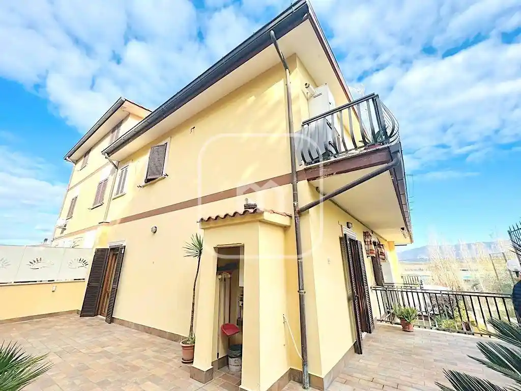 Appartamento in vendita a Zagarolo