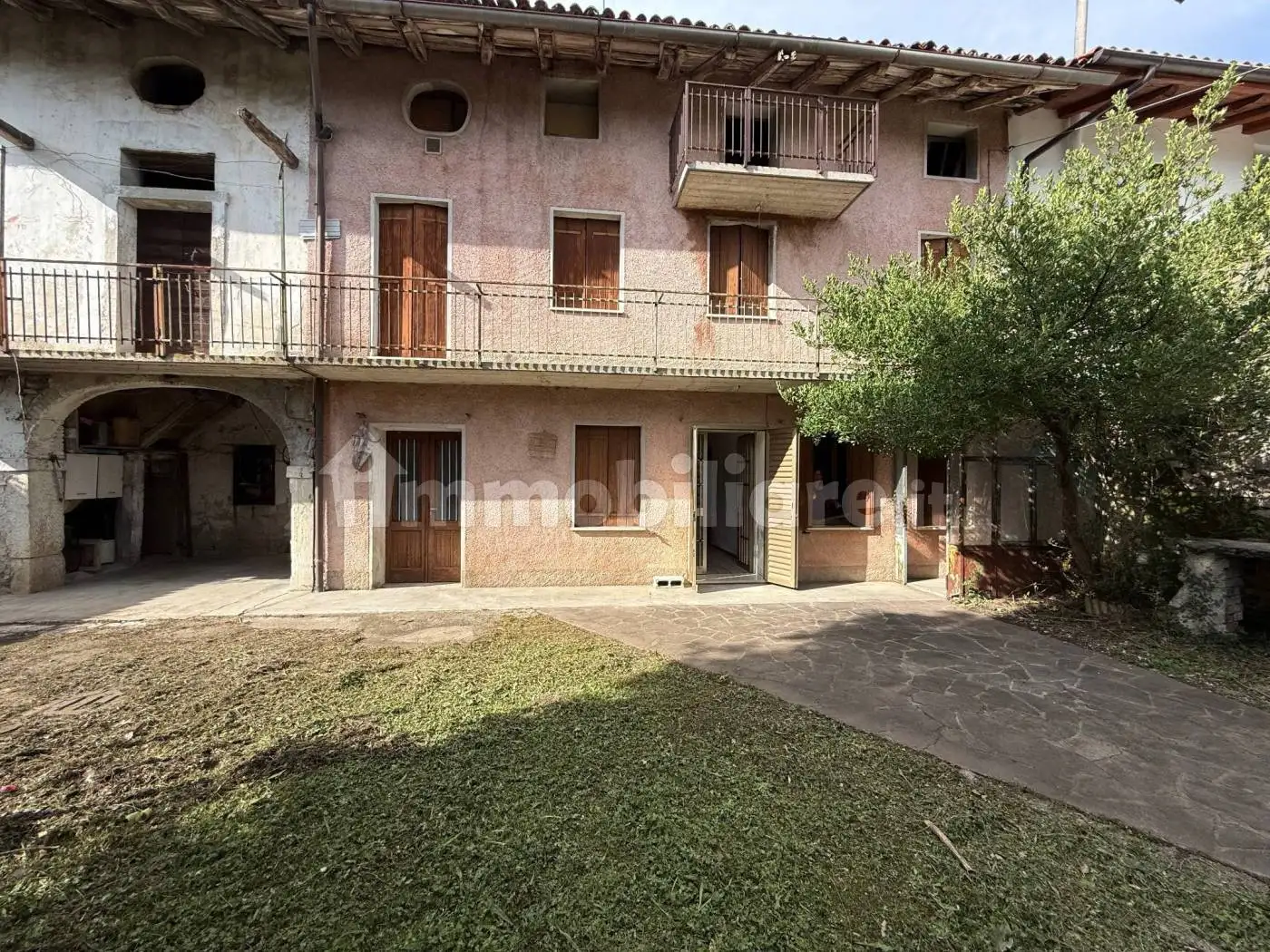 Rustico - Casale in vendita a Polcenigo