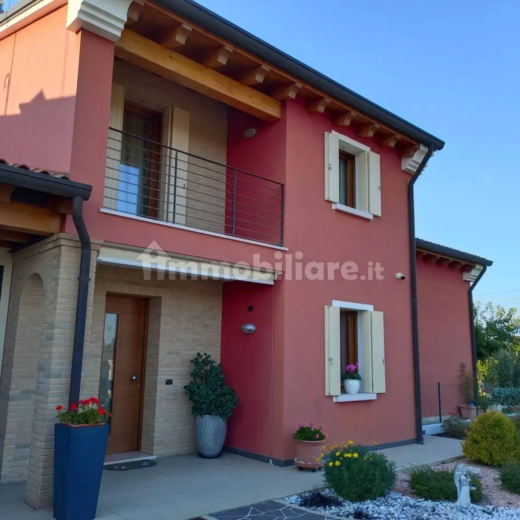 Villetta a schiera in vendita a Vazzola