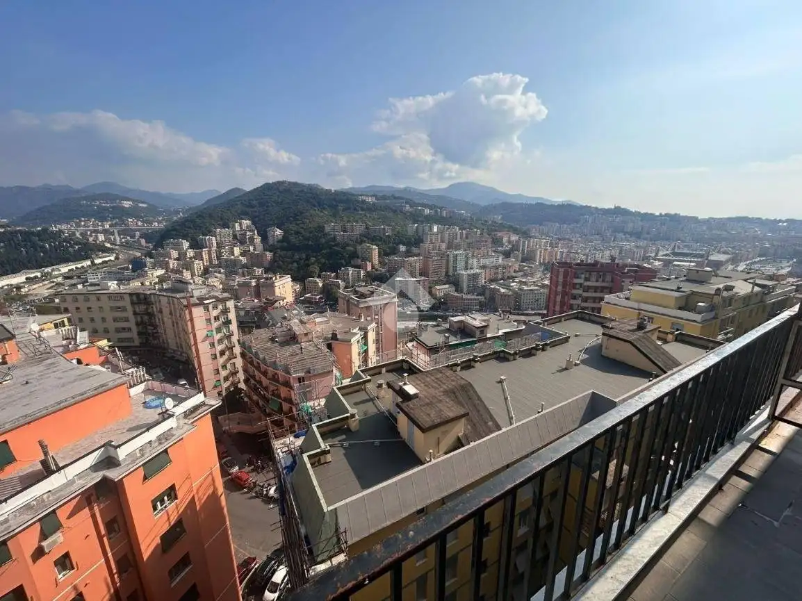 Appartamento in vendita a Genova
