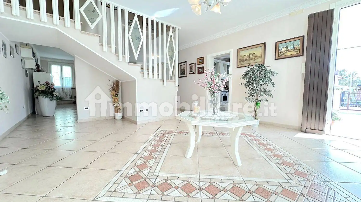 Villa in vendita a Goro