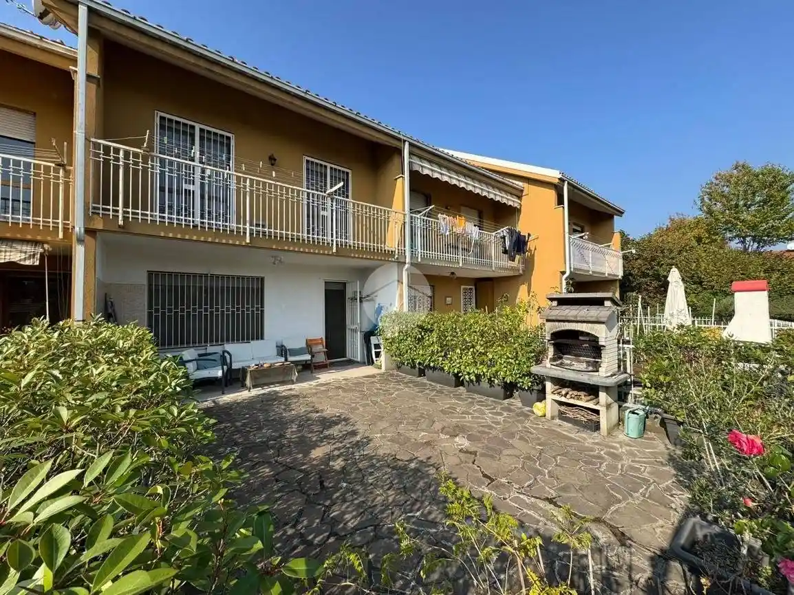 Villetta a schiera in vendita a Settimo Torinese