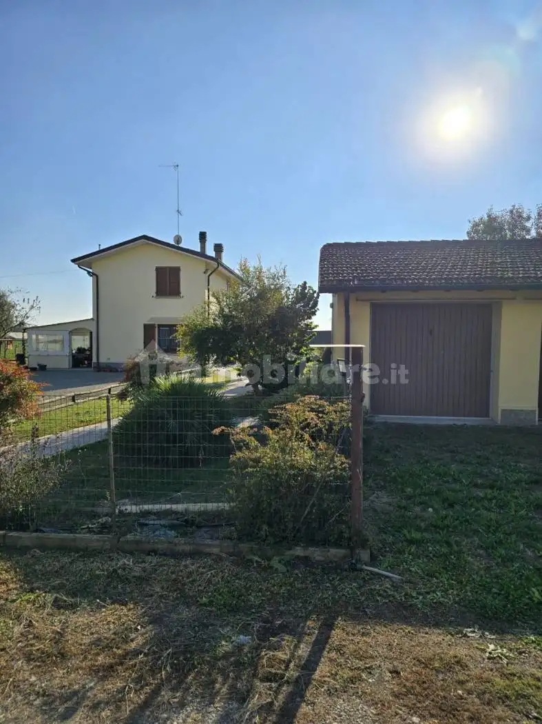 Villa in vendita a Modena