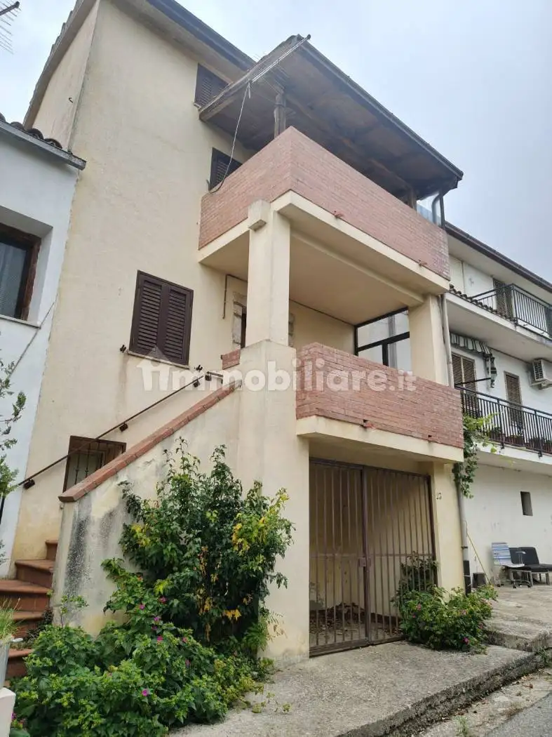 Rustico - Casale in vendita a San Vincenzo la Costa