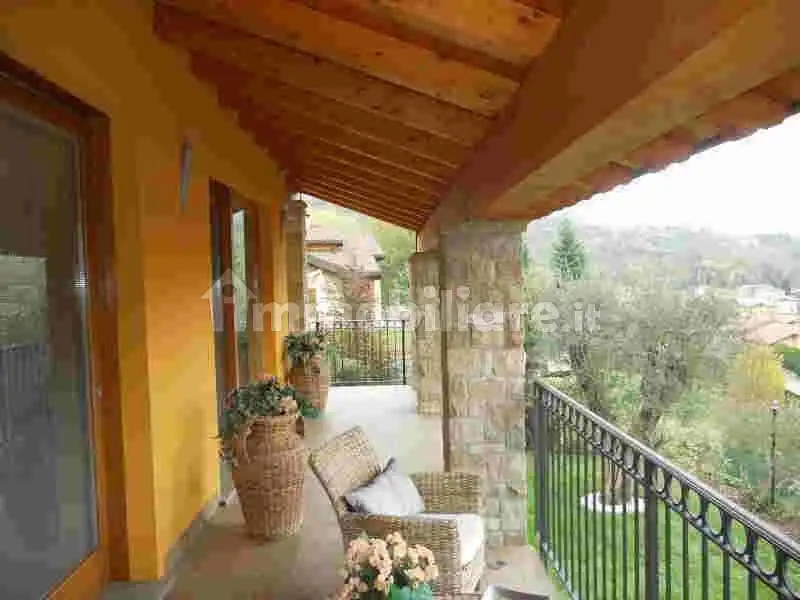 Villa in vendita a Palazzago