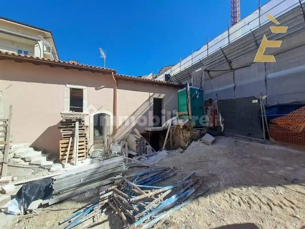 Appartamento via degli albanesi 4, Duomo - Fontana Luminosa, L'Aquila - foto 2