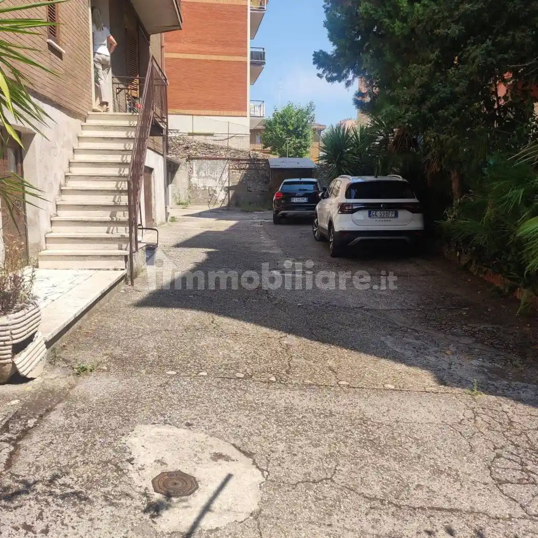 Appartamento in vendita a Castel Madama