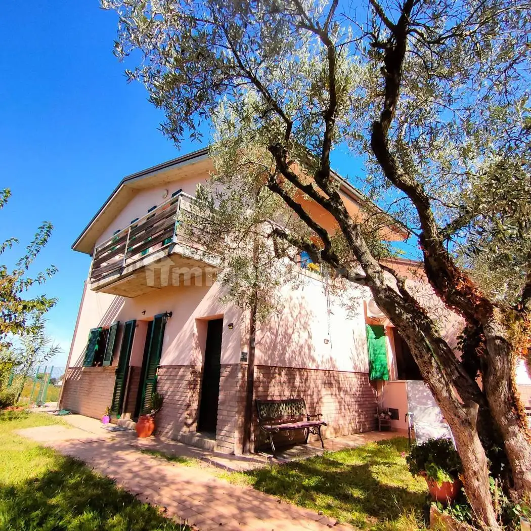 Villa in vendita a Cesena