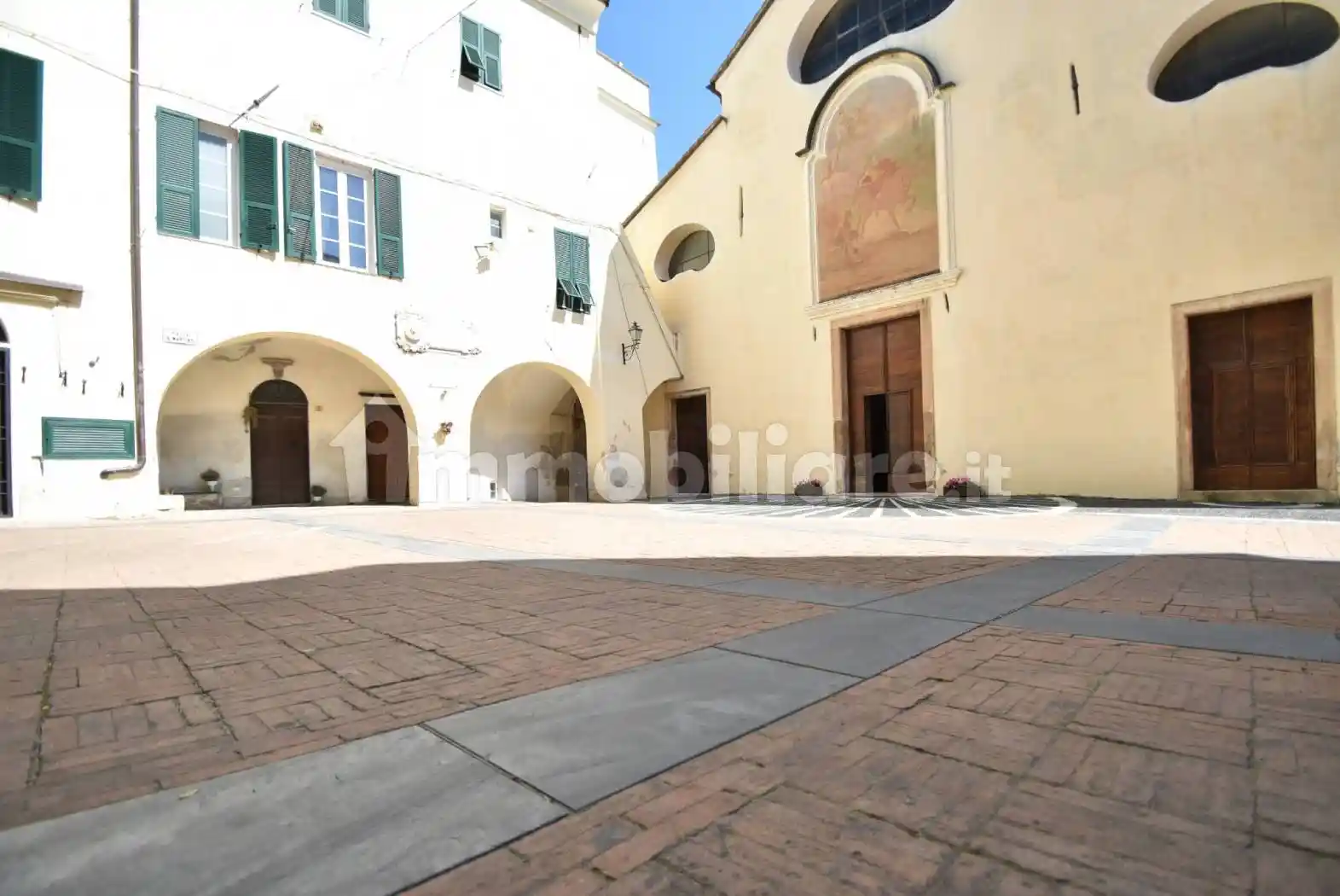 Trilocale piazza San Martino, Centro, Toirano - foto 2