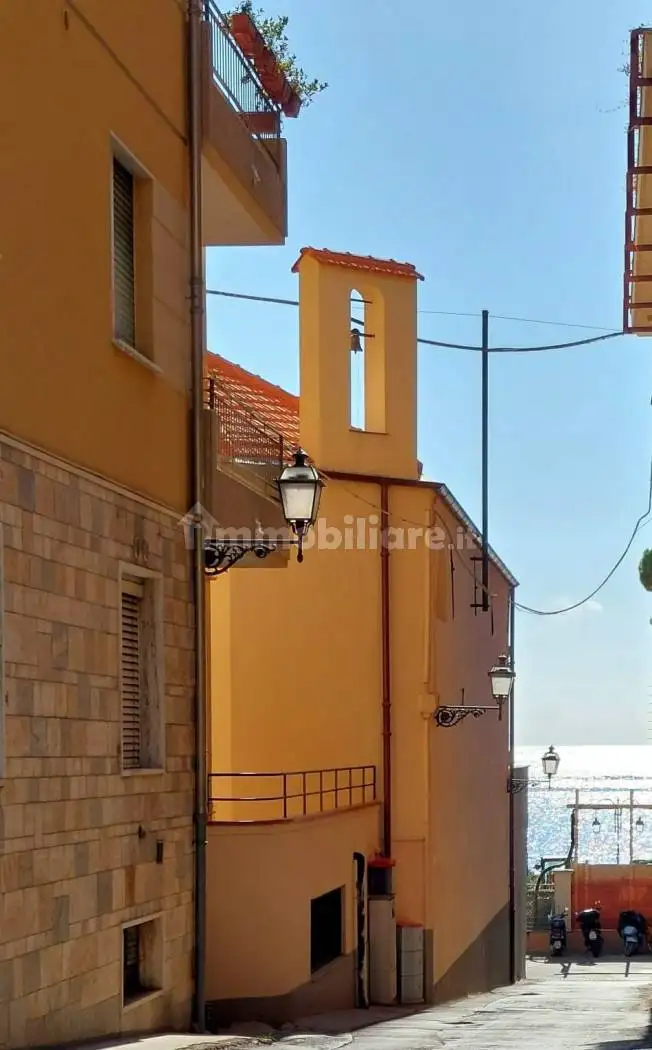 Appartamento in vendita a Alassio