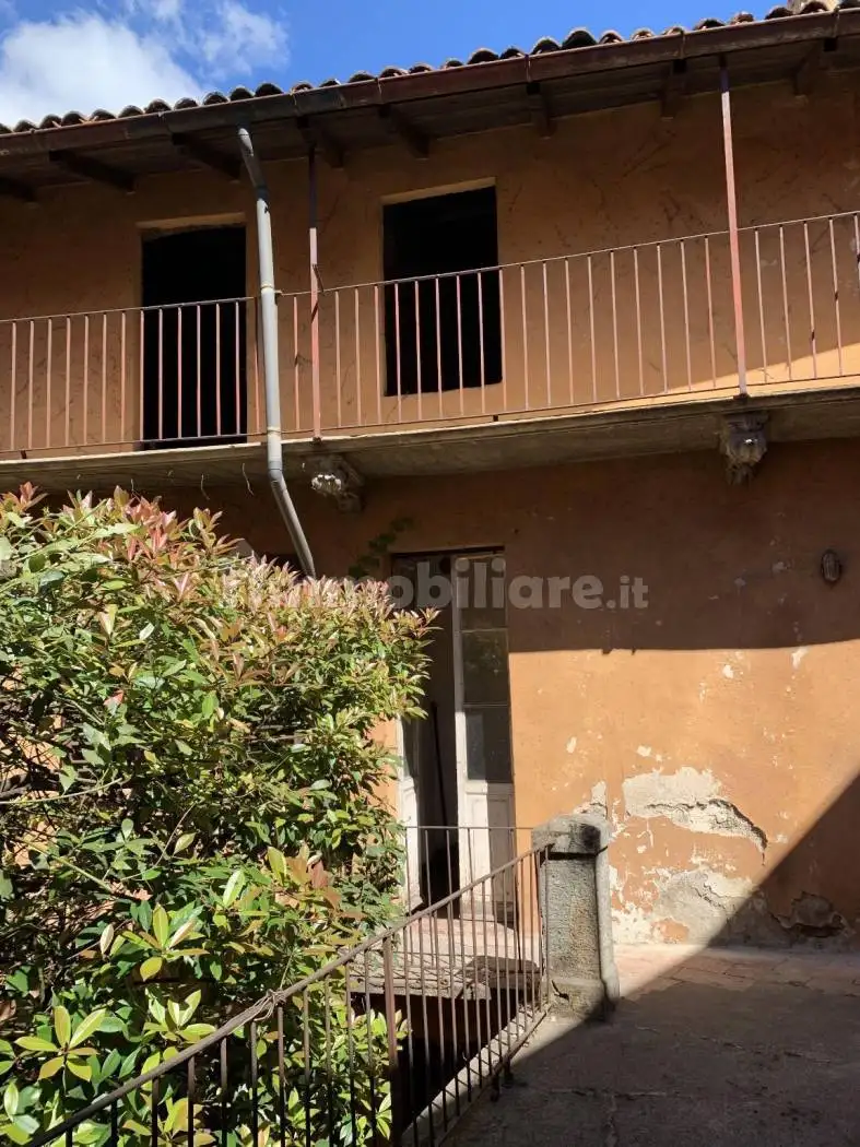 Terratetto plurifamiliare via Guglielmo Marconi 57, Besano - foto 3