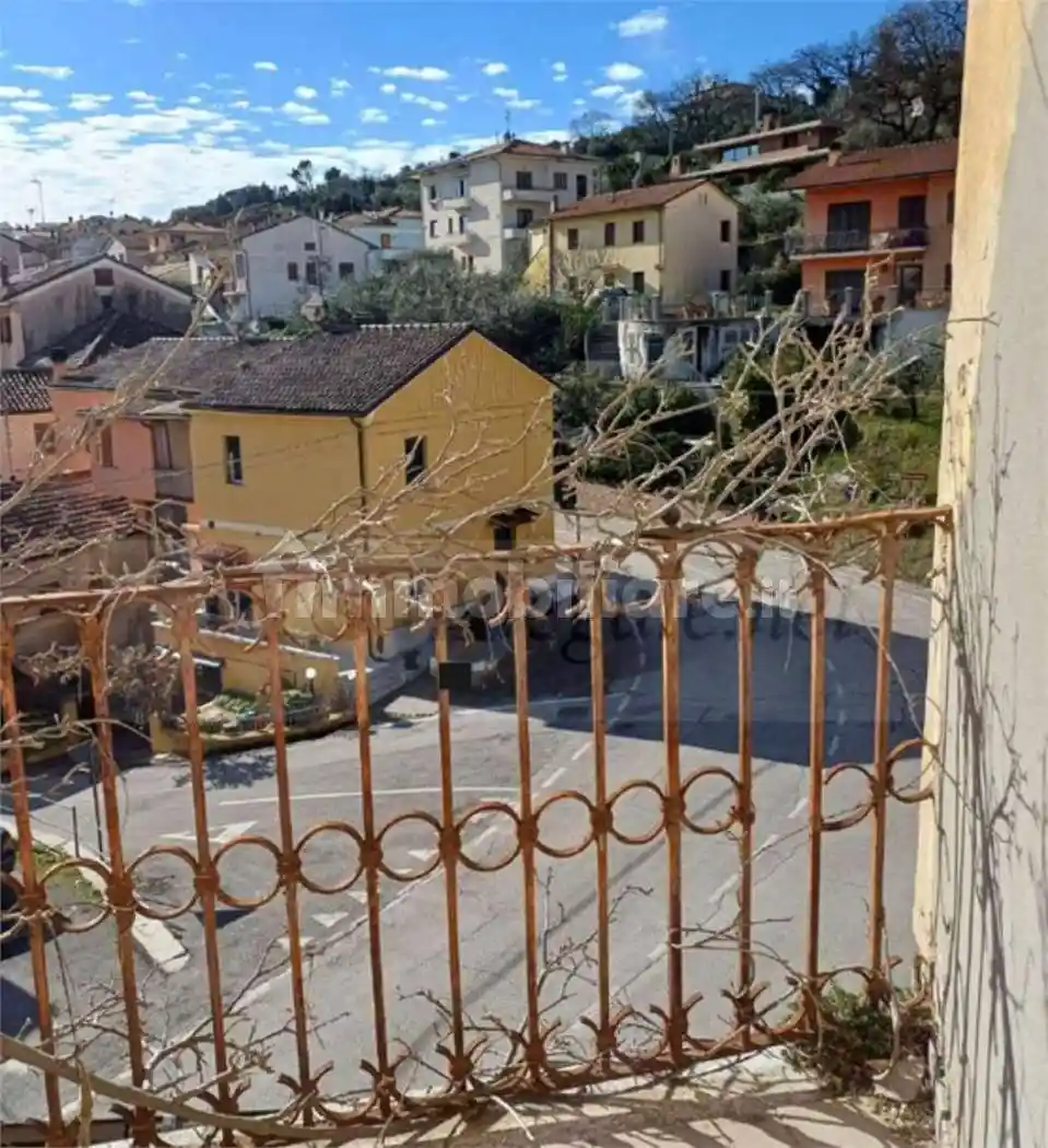 Appartamento all'asta Saltara - via Mazzini , 1, Colli al Metauro - foto 2