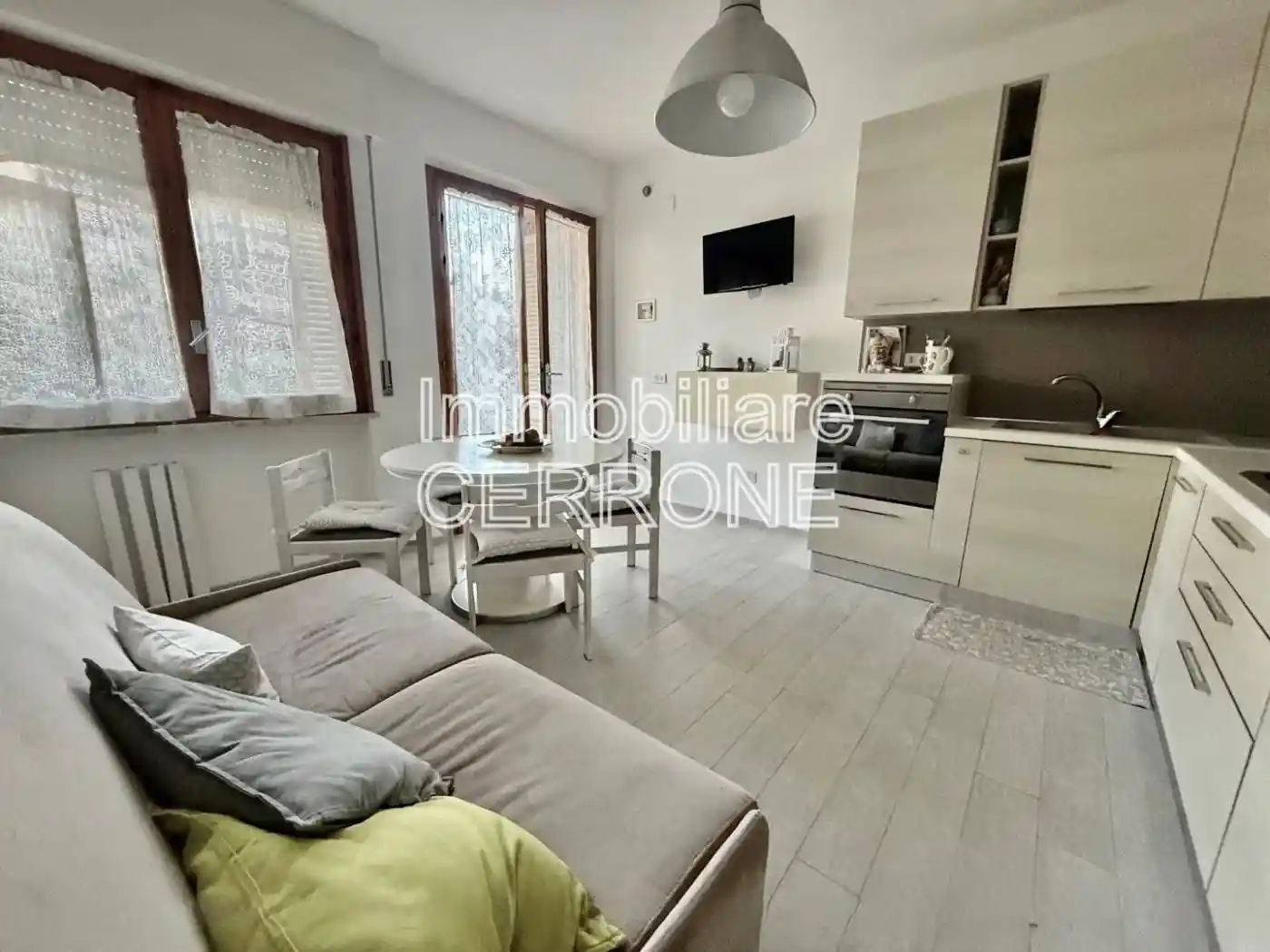 Appartamento in vendita a Cecina