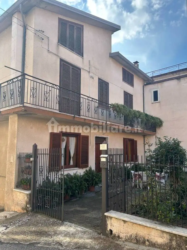 Villa in vendita a Taurasi