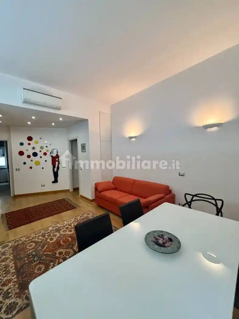 Trilocale via Broletto 41, Duomo, Milano - foto 4