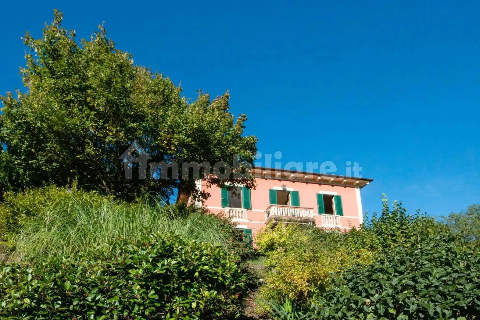 Villa in vendita a Alto Reno Terme