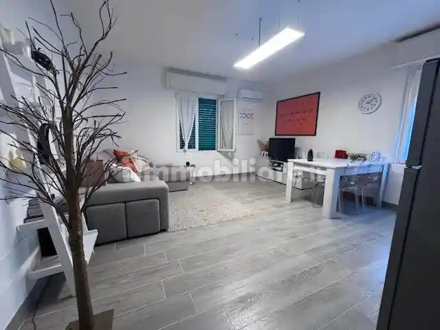 Appartamento in vendita a Desenzano del Garda