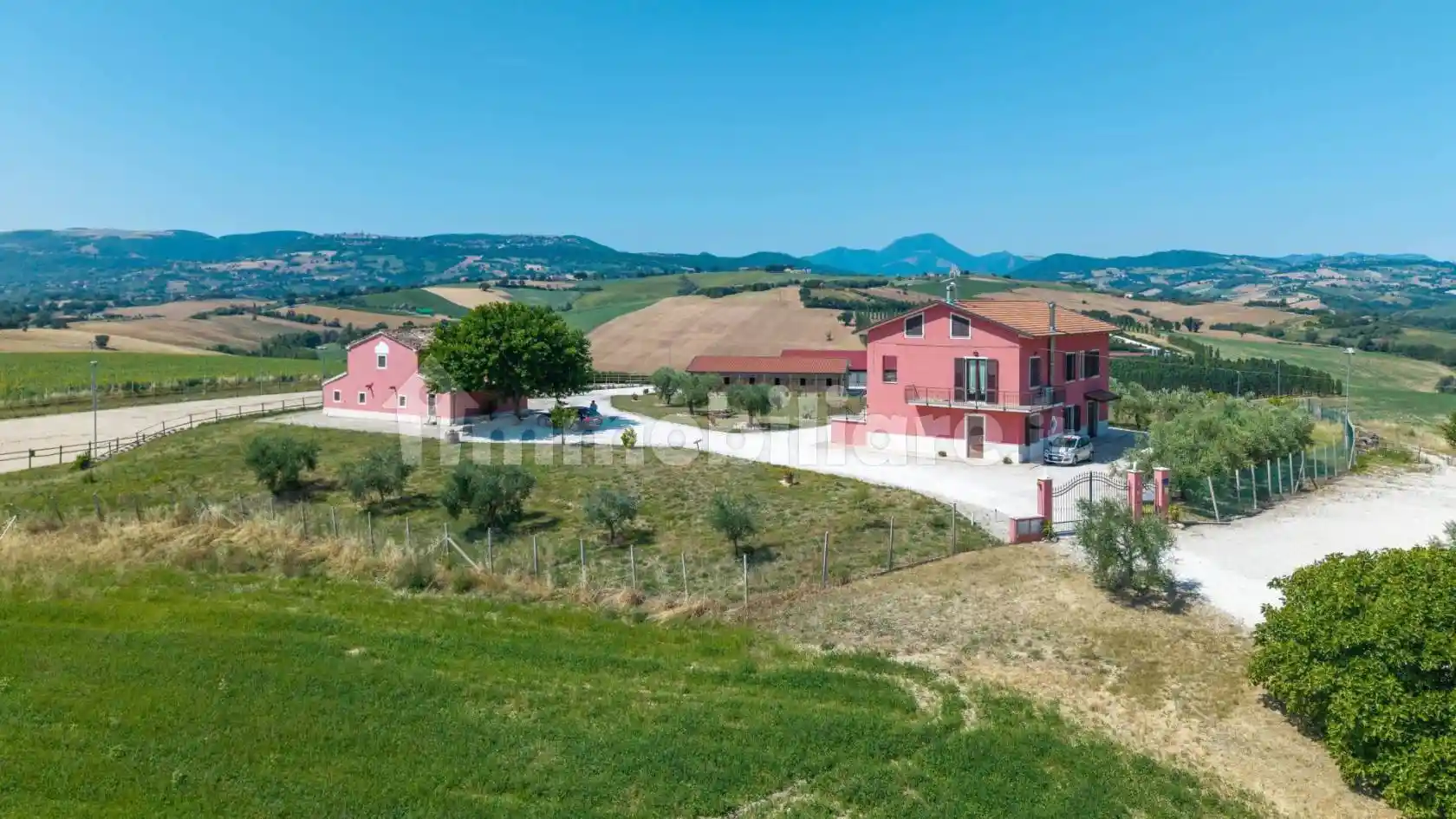 Rustico - Casale in vendita a Cingoli