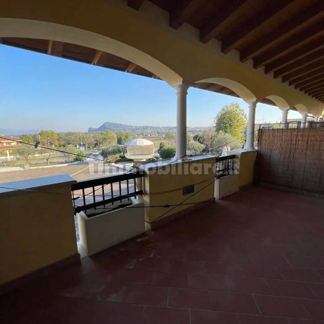 Appartamento in vendita a Manerba del Garda