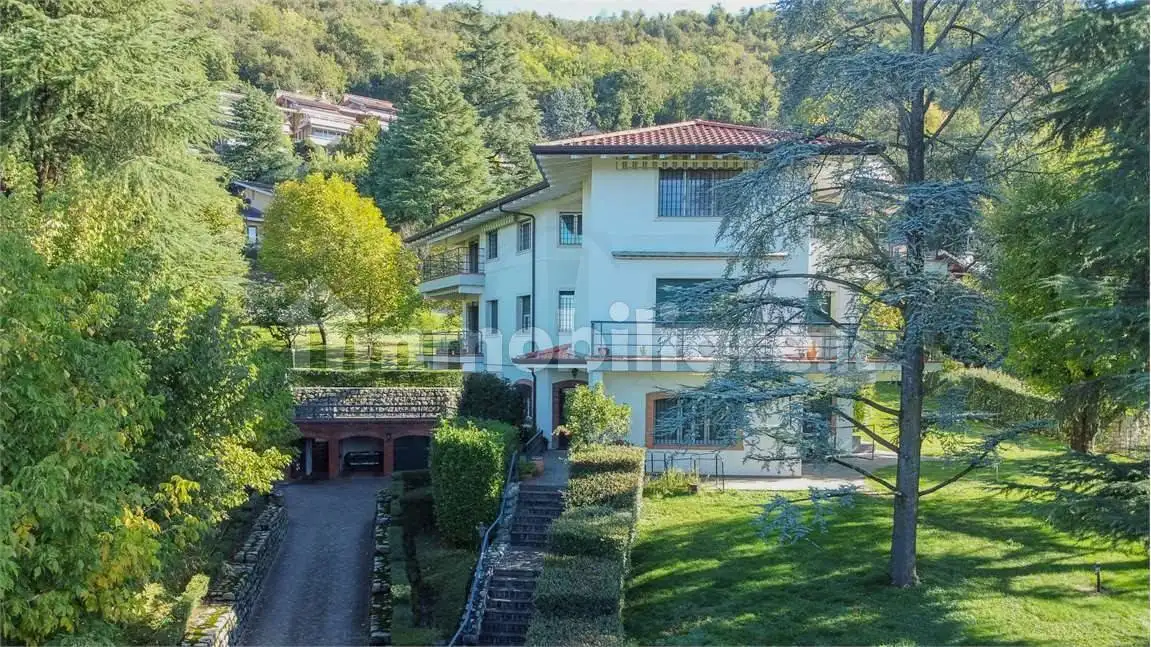 Villa in affitto a Brescia
