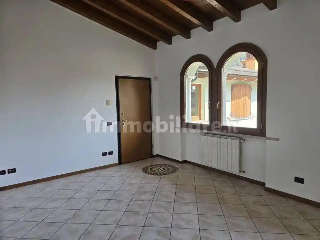 Trilocale via Giuseppe Verdi, Centro, Vobarno - foto 3