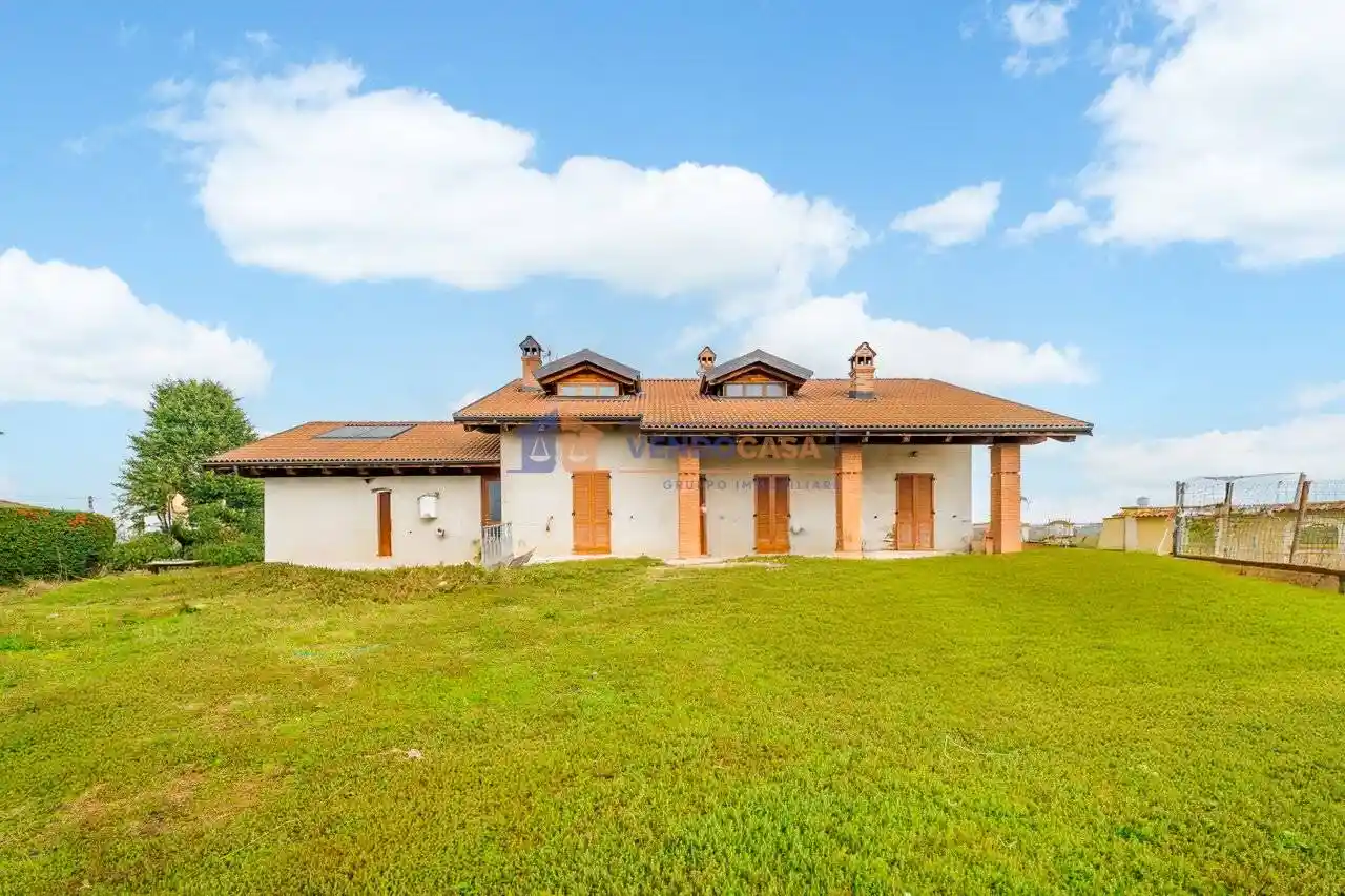 Villa in vendita a Fossano