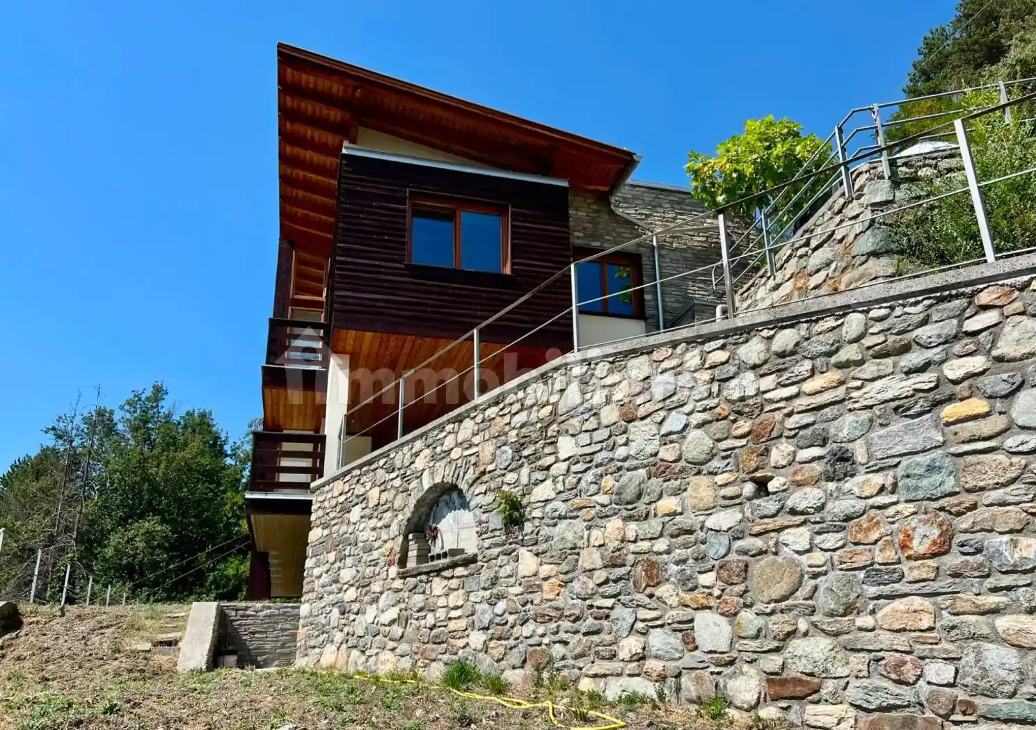 Villa in vendita a Aosta