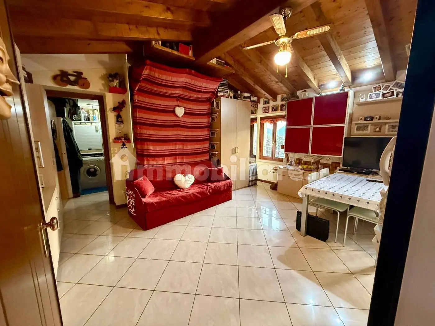 Appartamento piazza Trieste, Caino - foto 4