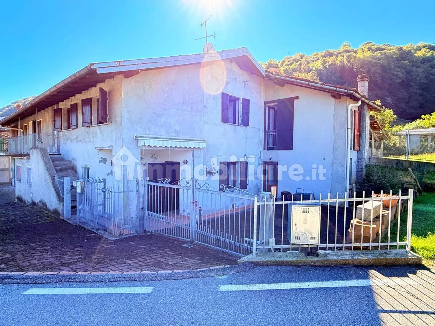 Villa in vendita a Cremenaga