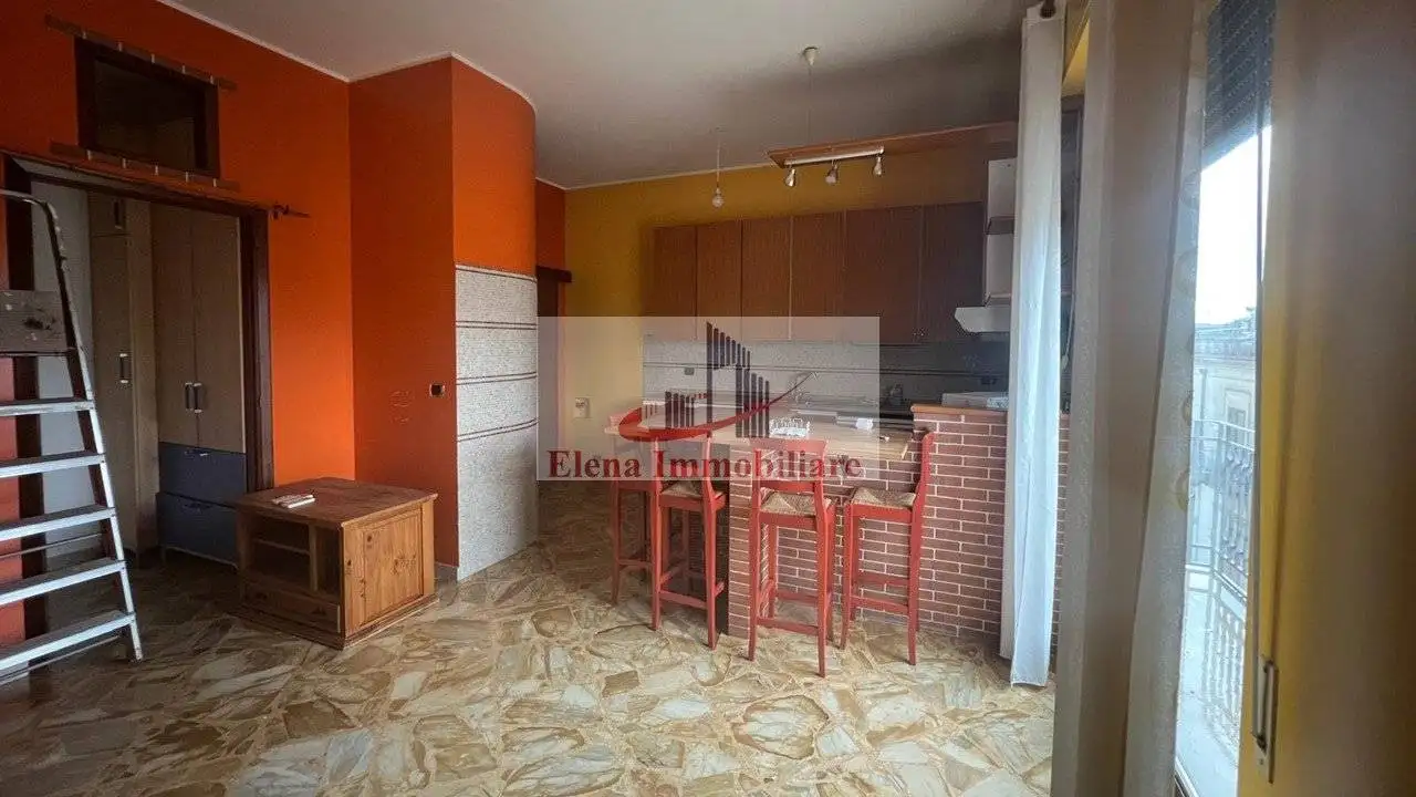 Appartamento via Francesco Crispi, Centro, Alcamo - foto 2