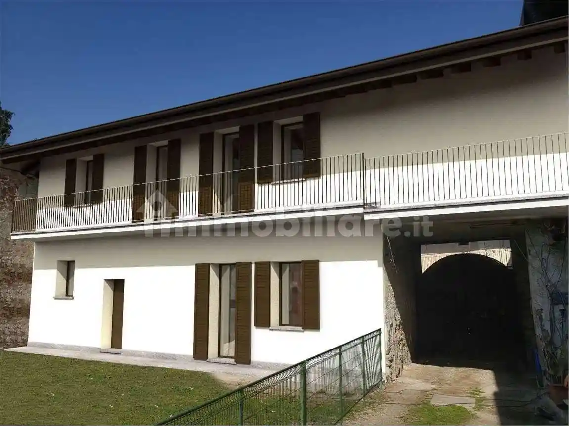 Casa indipendente in vendita a Somma Lombardo