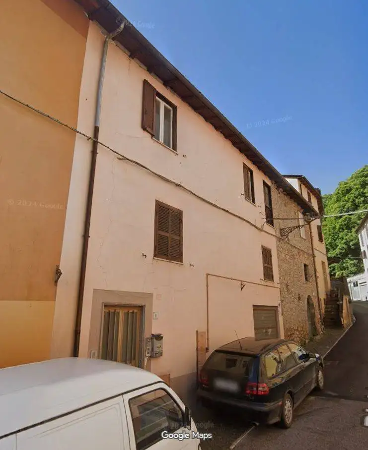 Appartamento in vendita a Montelanico