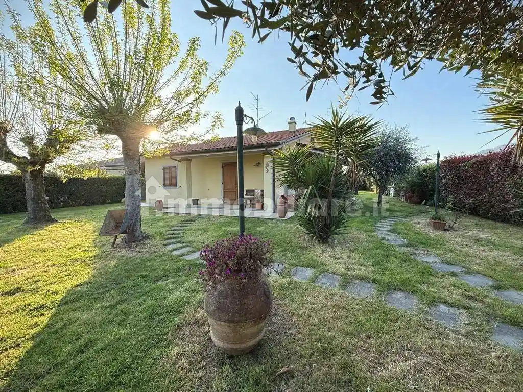 Villa in vendita a Pietrasanta